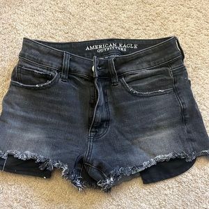 American Eagle black jean shorts size 0